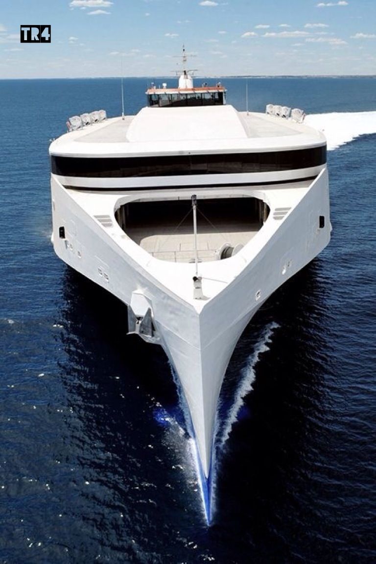 Lux Yachts 1099