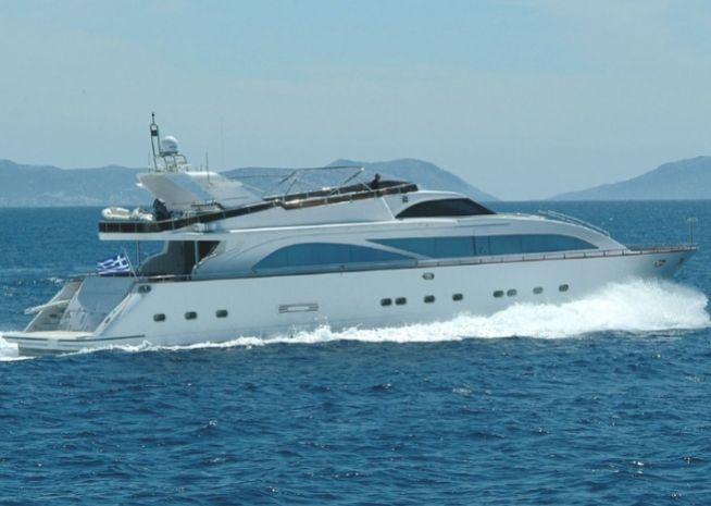 Lux Yachts 111