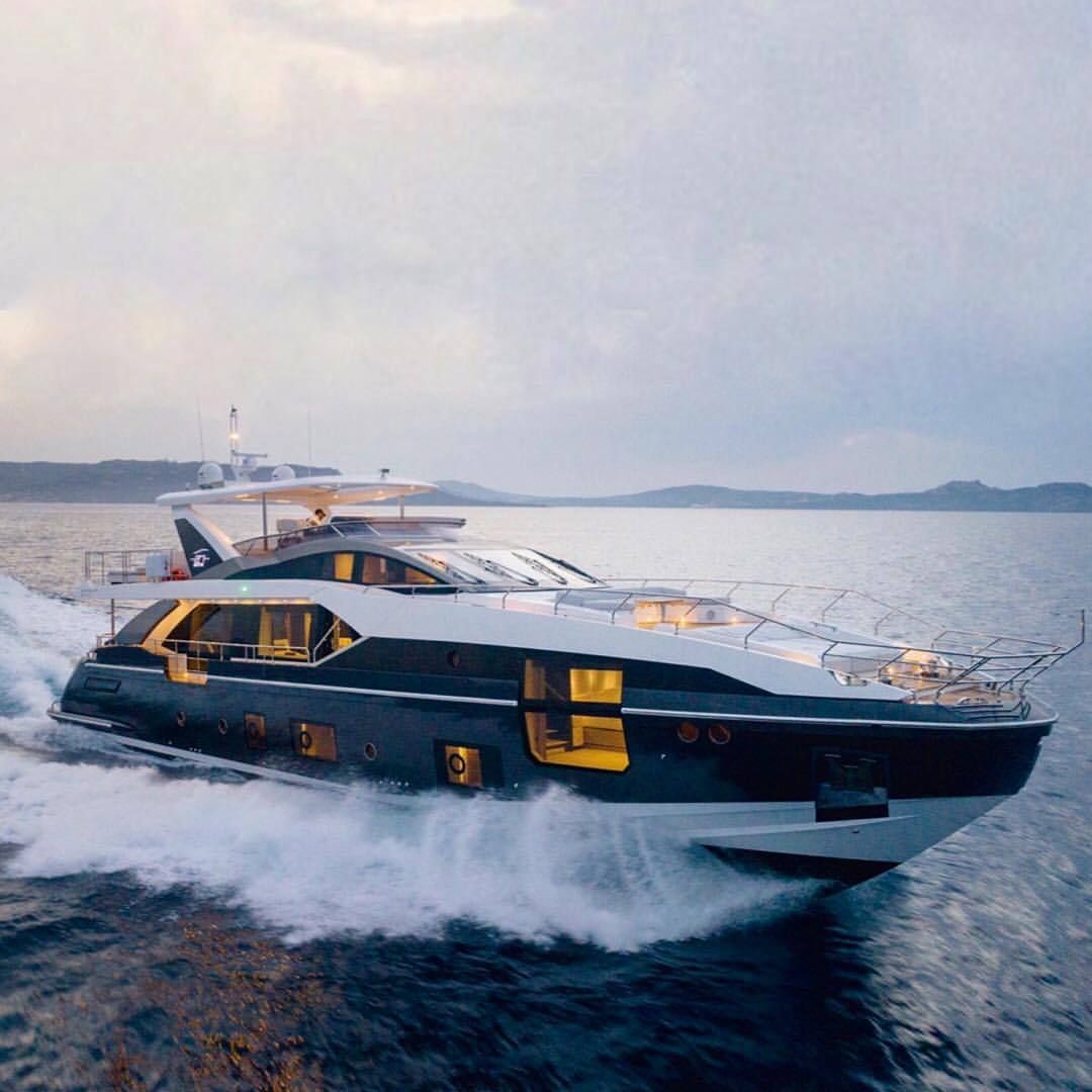 Lux Yachts 241