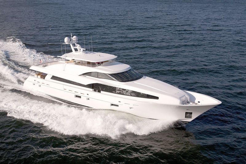 Lux Yachts 326
