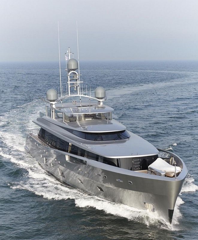 Lux Yachts 331