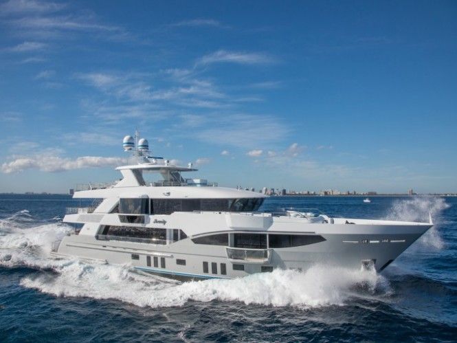 Lux Yachts 342