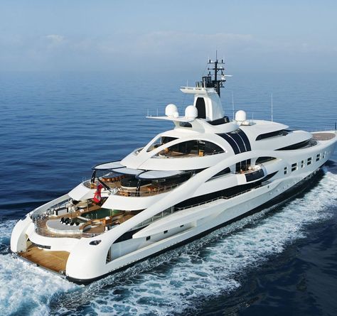 Lux Yachts 385