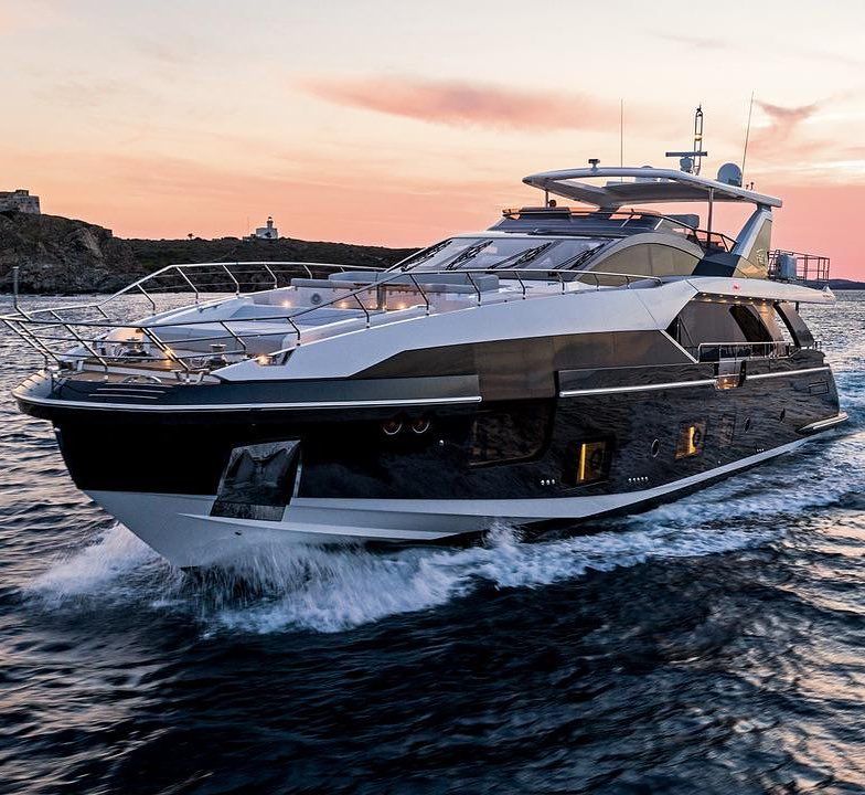 Lux Yachts 568