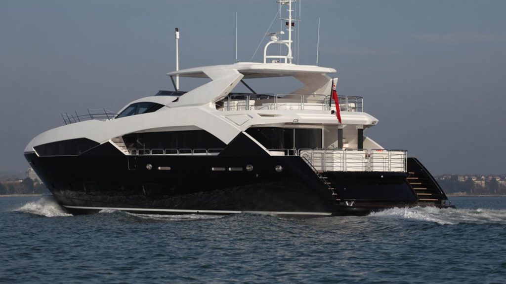 Lux Yachts 594