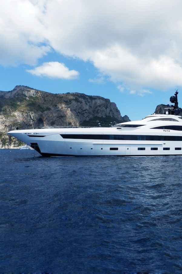 Lux Yachts 597