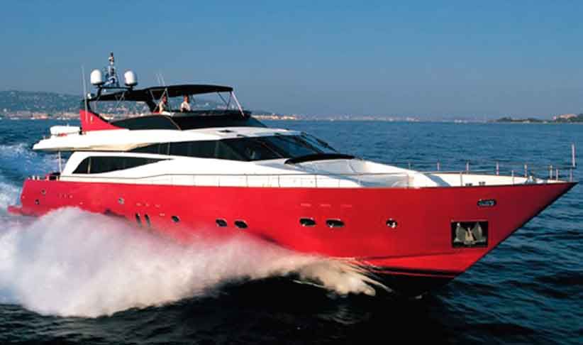 Lux Yachts 725