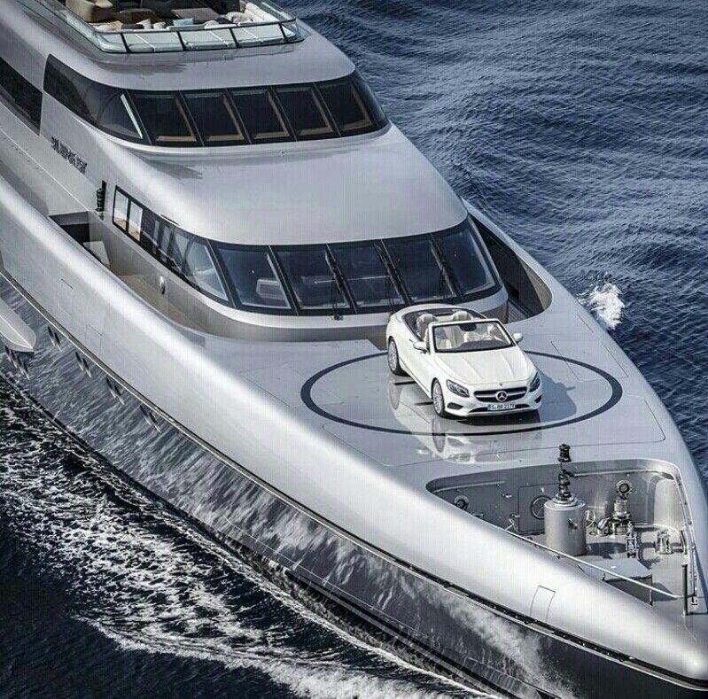 Lux Yachts 738