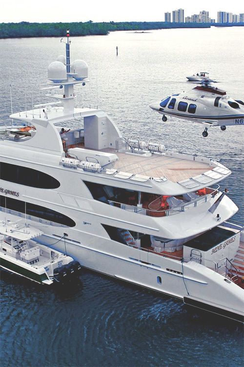 Lux Yachts 742