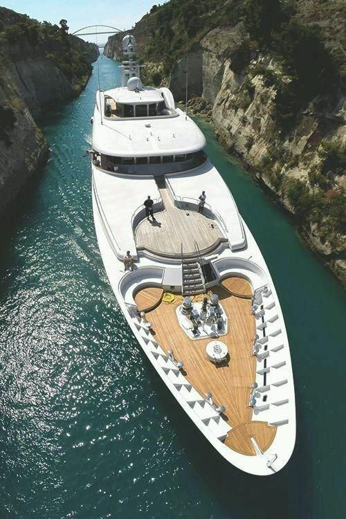 Lux Yachts 779