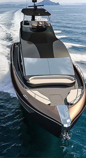 Lux Yachts 965