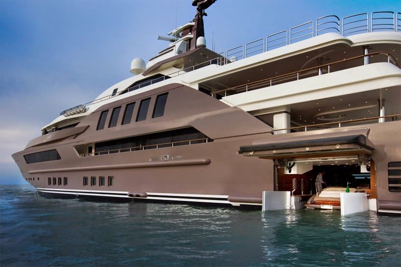 Lux Yachts 978