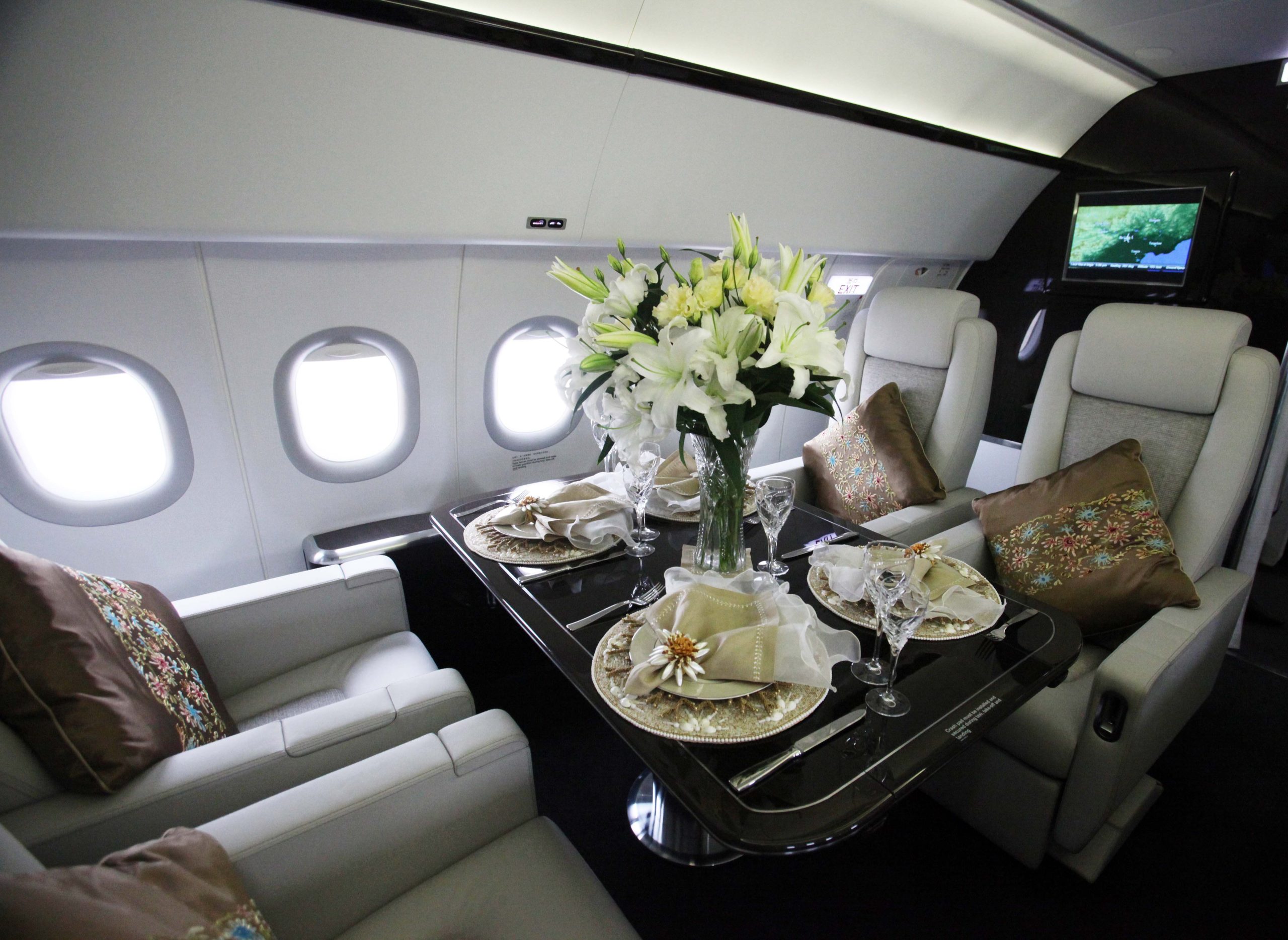 LuxJetsHelicopters 125 1 scaled