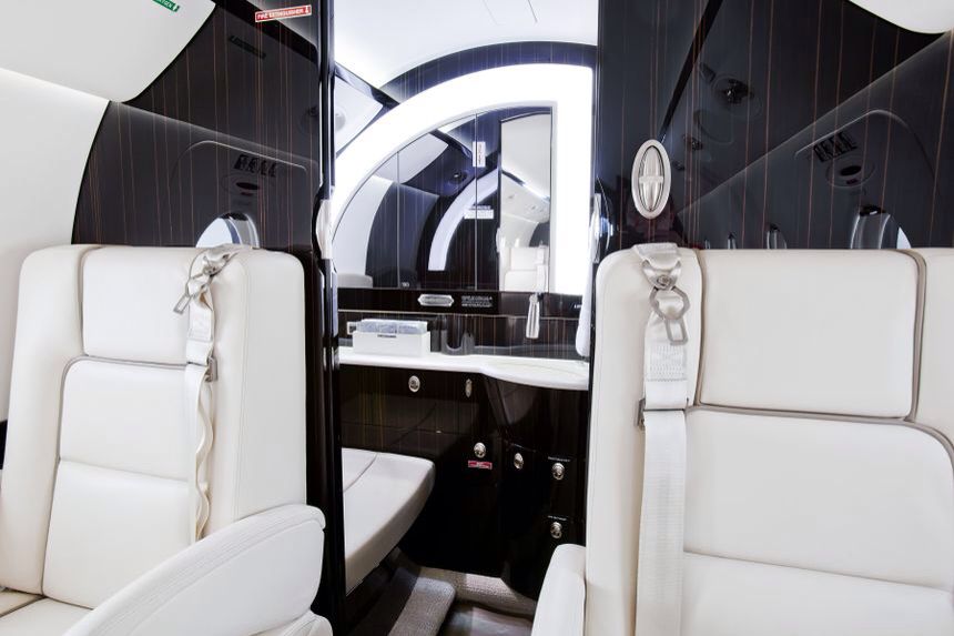 LuxJetsHelicopters 214