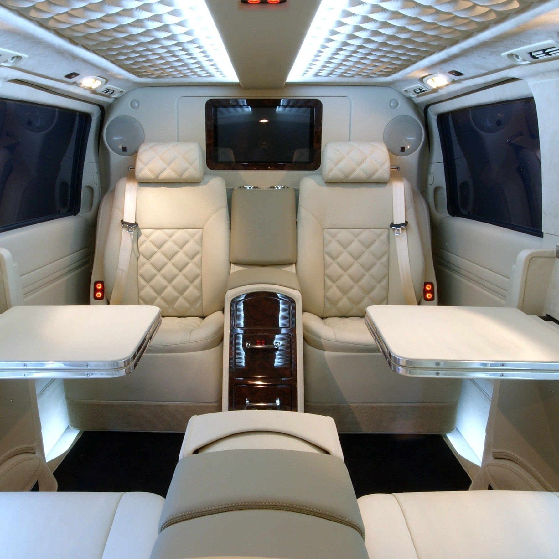 LuxJetsHelicopters 485