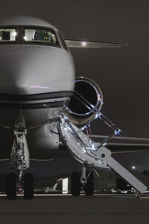 LuxJetsHelicopters 581