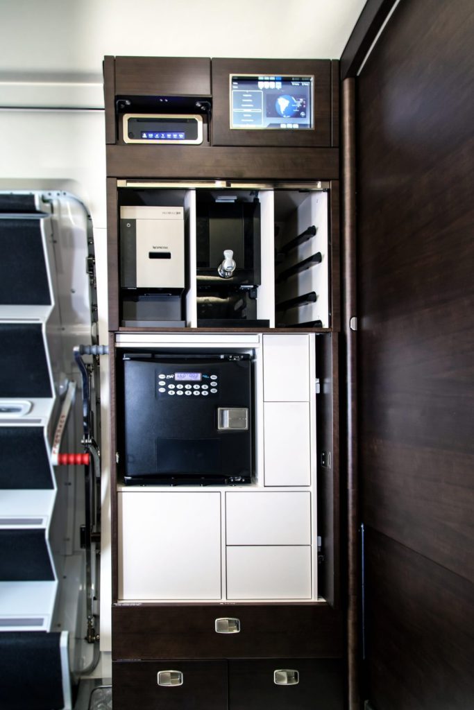 LuxJetsHelicopters 74