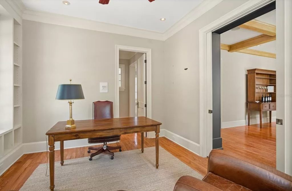 Luxury HomesCondos Rentals Hotels 11