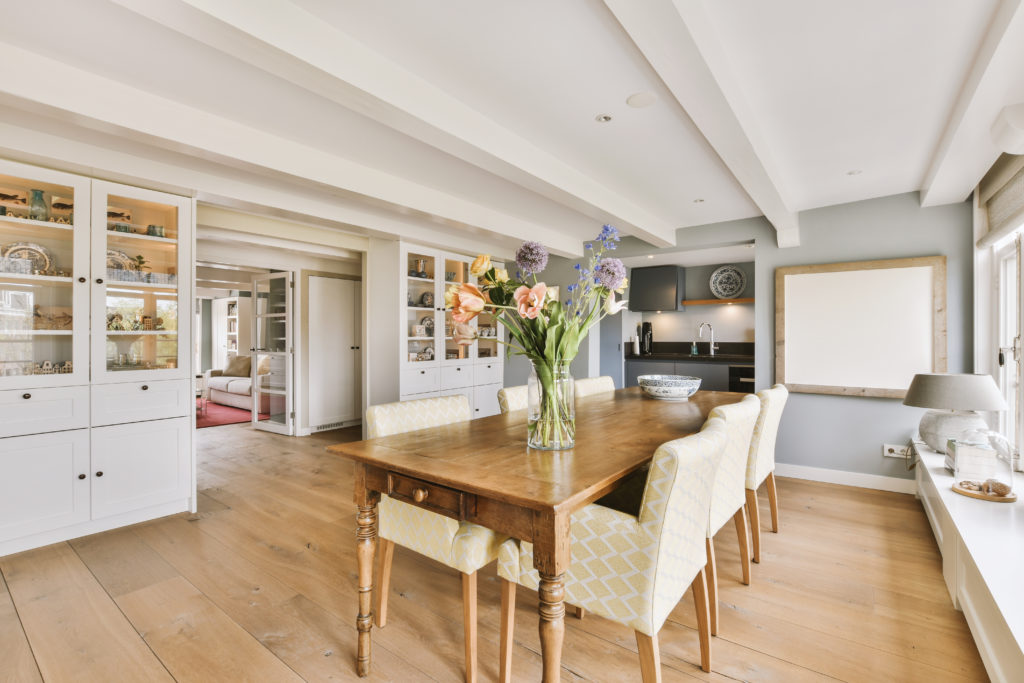 Luxury HomesCondos Rentals Hotels 110 scaled