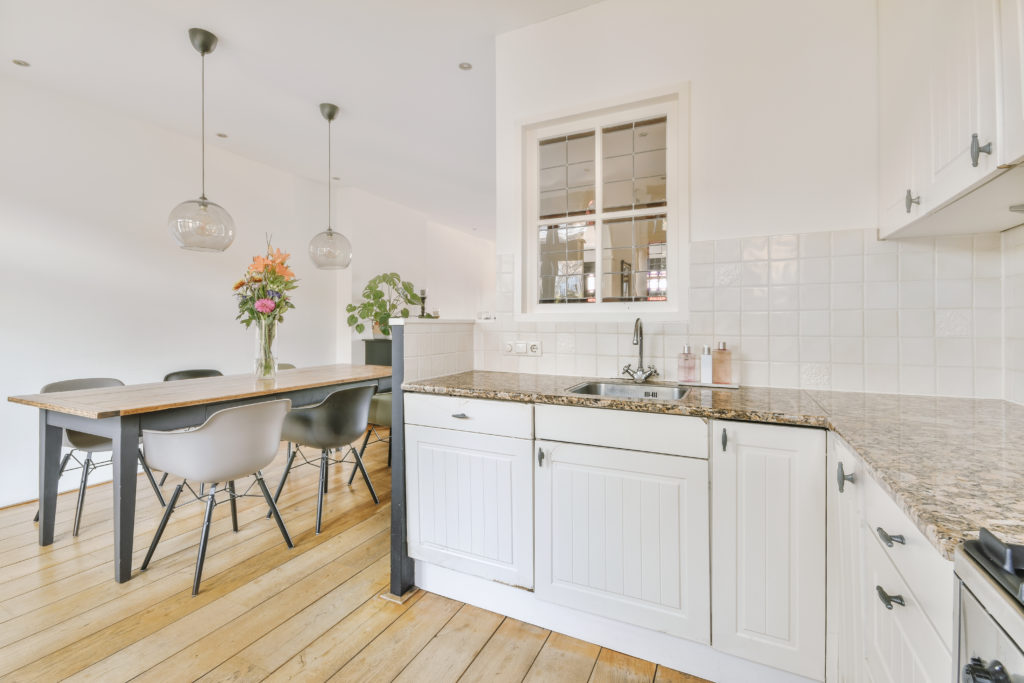 Luxury HomesCondos Rentals Hotels 185 scaled