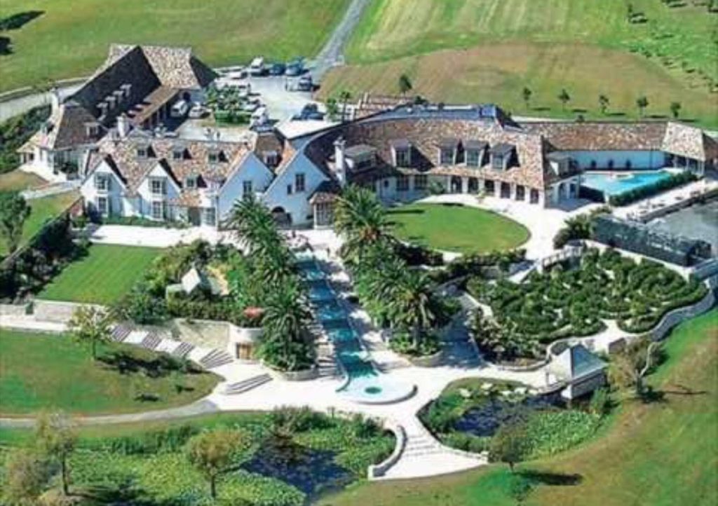 Luxury HomesCondos Rentals Hotels 218