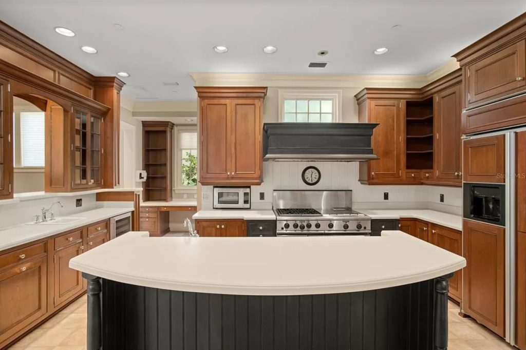 Luxury HomesCondos Rentals Hotels 22