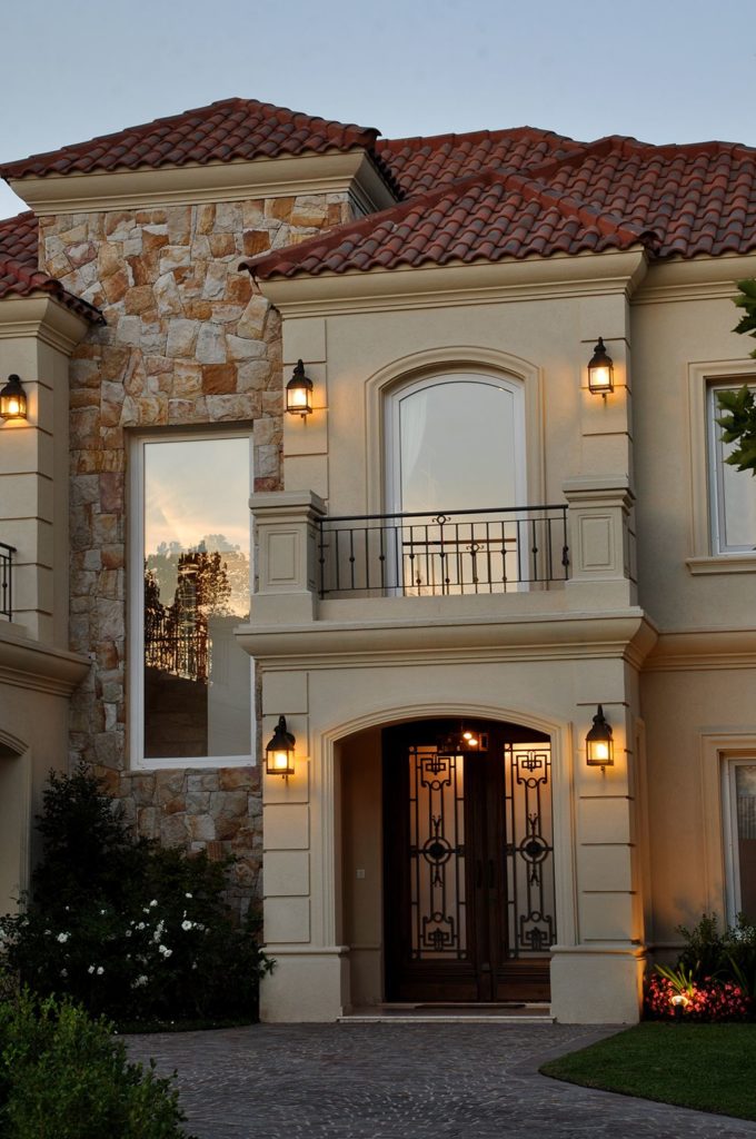 Luxury HomesCondos Rentals Hotels 233