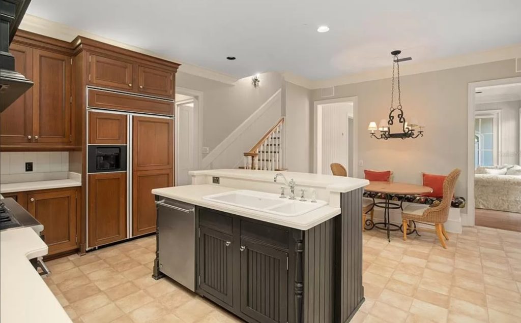 Luxury HomesCondos Rentals Hotels 24