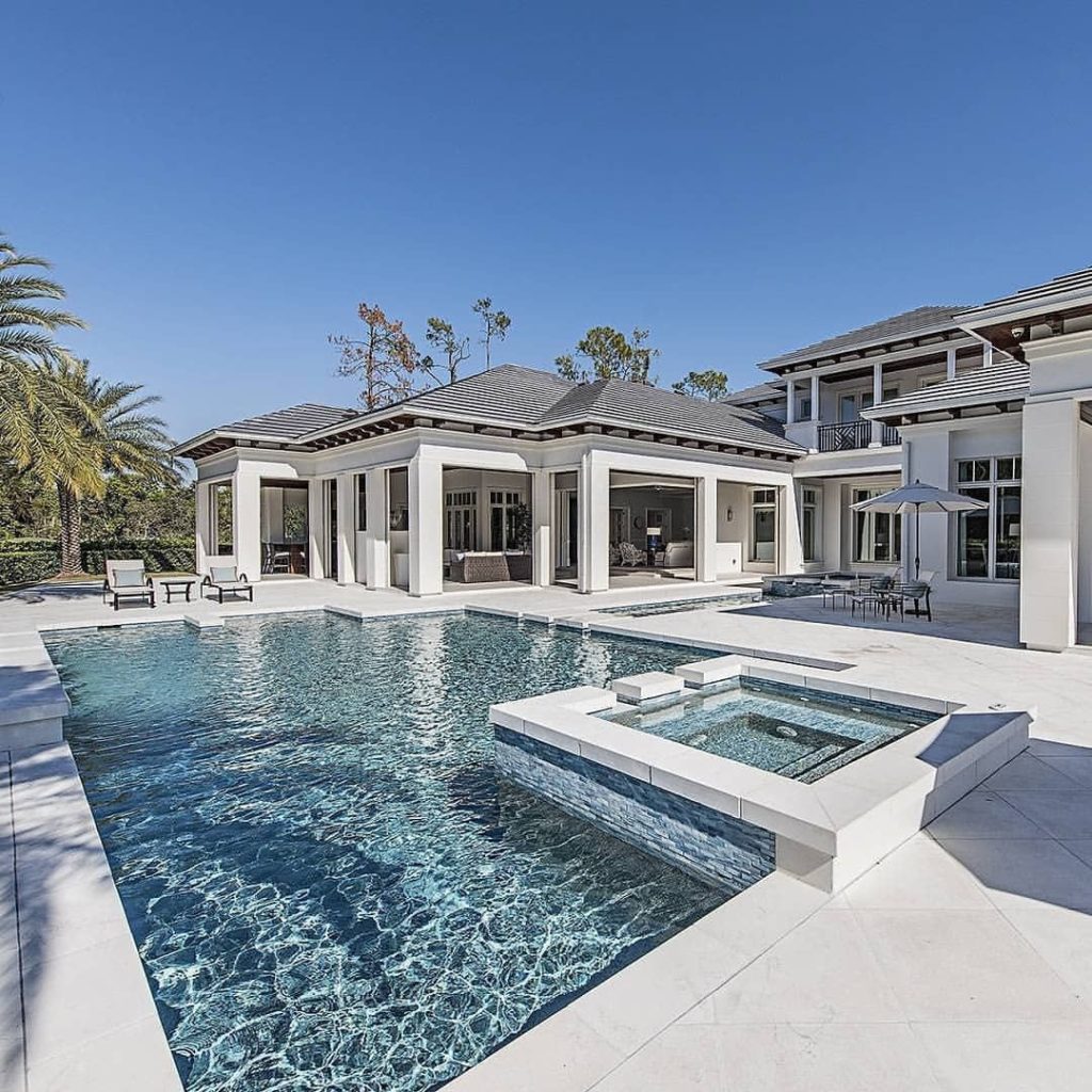 Luxury HomesCondos Rentals Hotels 303