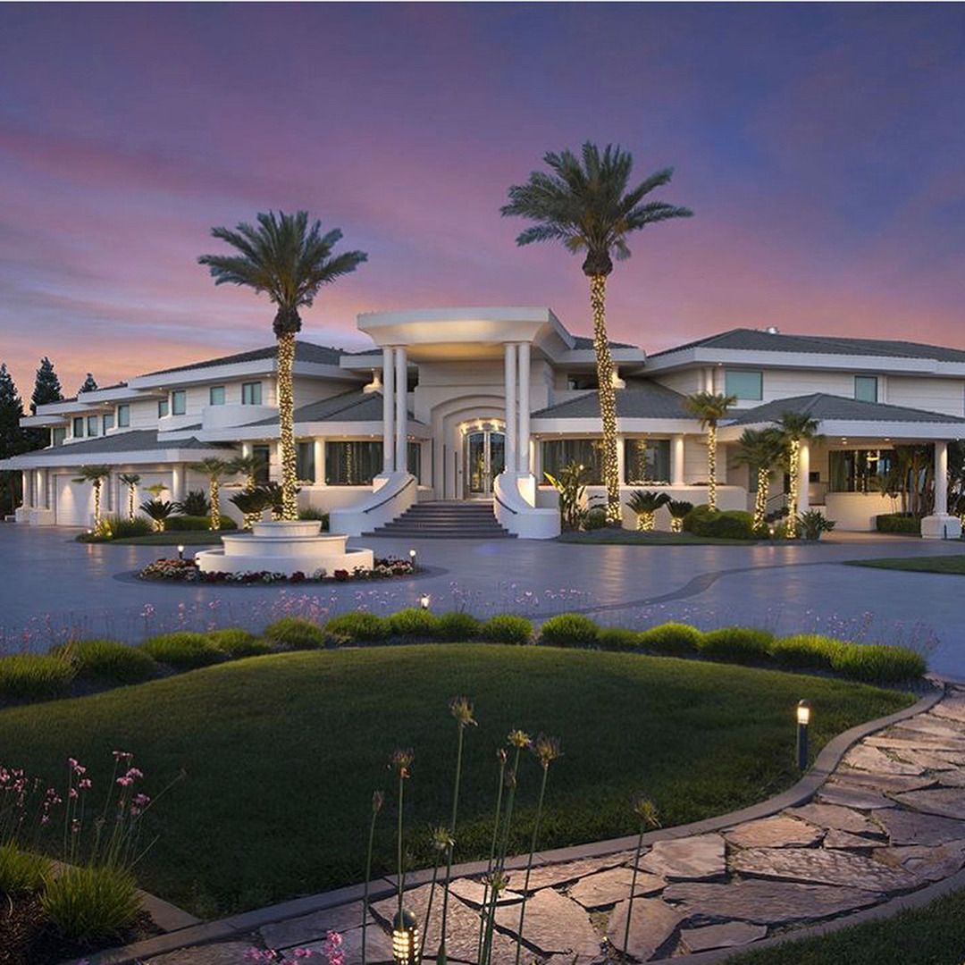 Luxury HomesCondos Rentals Hotels 362