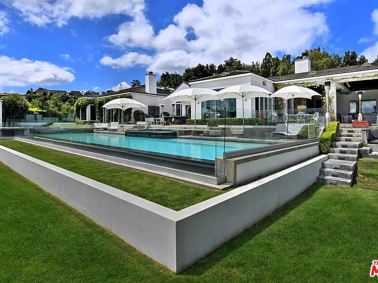 Luxury HomesCondos Rentals Hotels 405