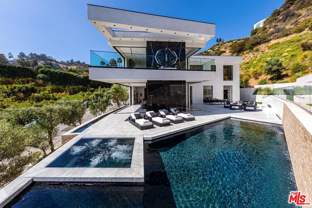 Luxury HomesCondos Rentals Hotels 434