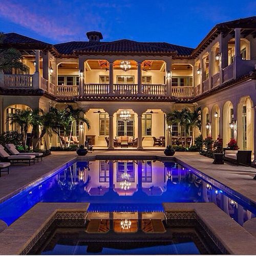 Luxury HomesCondos Rentals Hotels 448