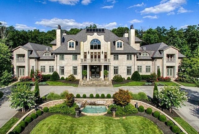 Luxury HomesCondos Rentals Hotels 449