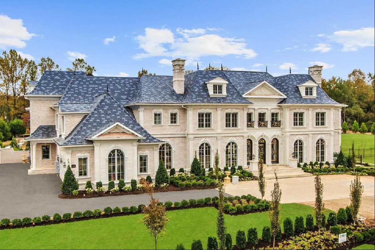 Luxury HomesCondos Rentals Hotels 459