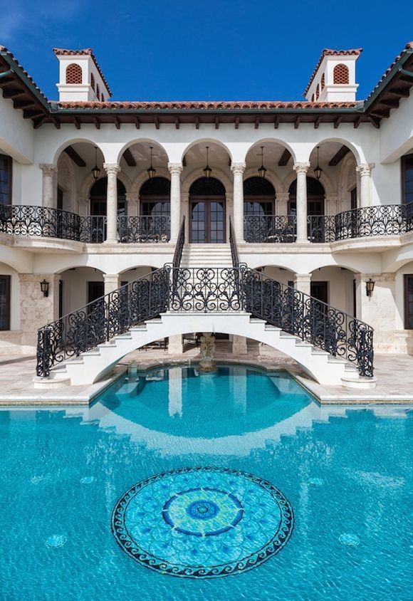 Luxury HomesCondos Rentals Hotels 477