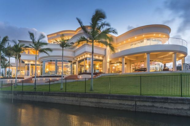 Luxury HomesCondos Rentals Hotels 488