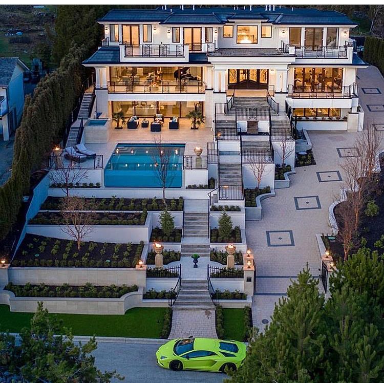 Luxury HomesCondos Rentals Hotels 521