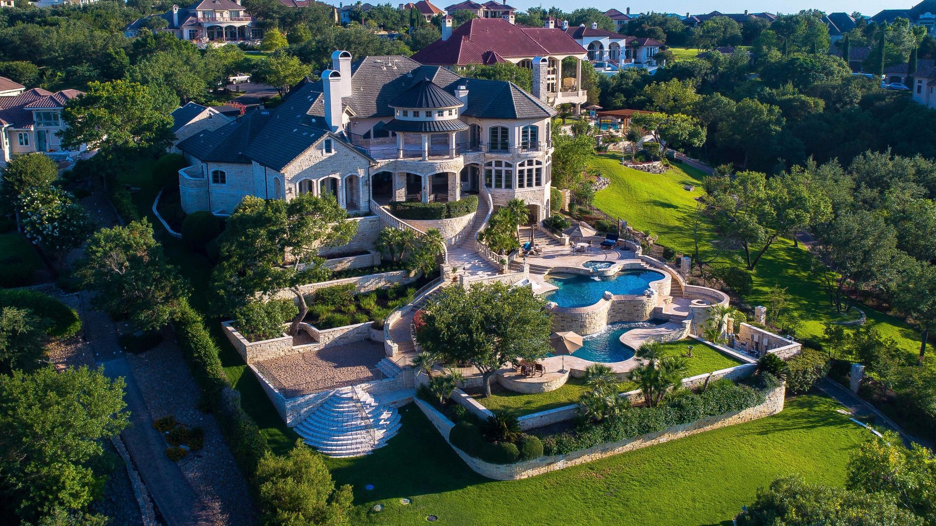 Luxury HomesCondos Rentals Hotels 587