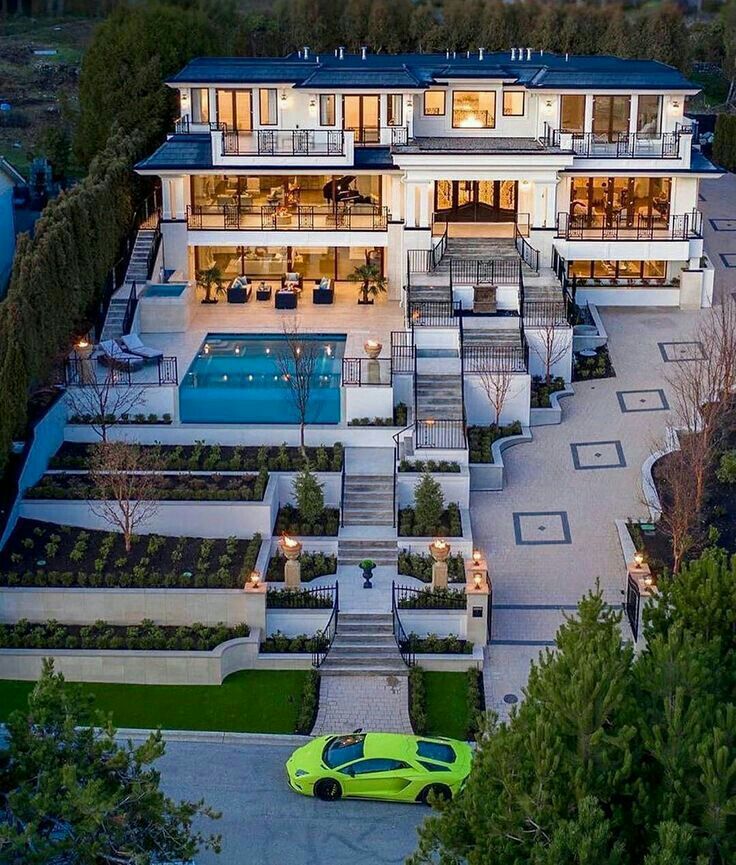 Luxury HomesCondos Rentals Hotels 594