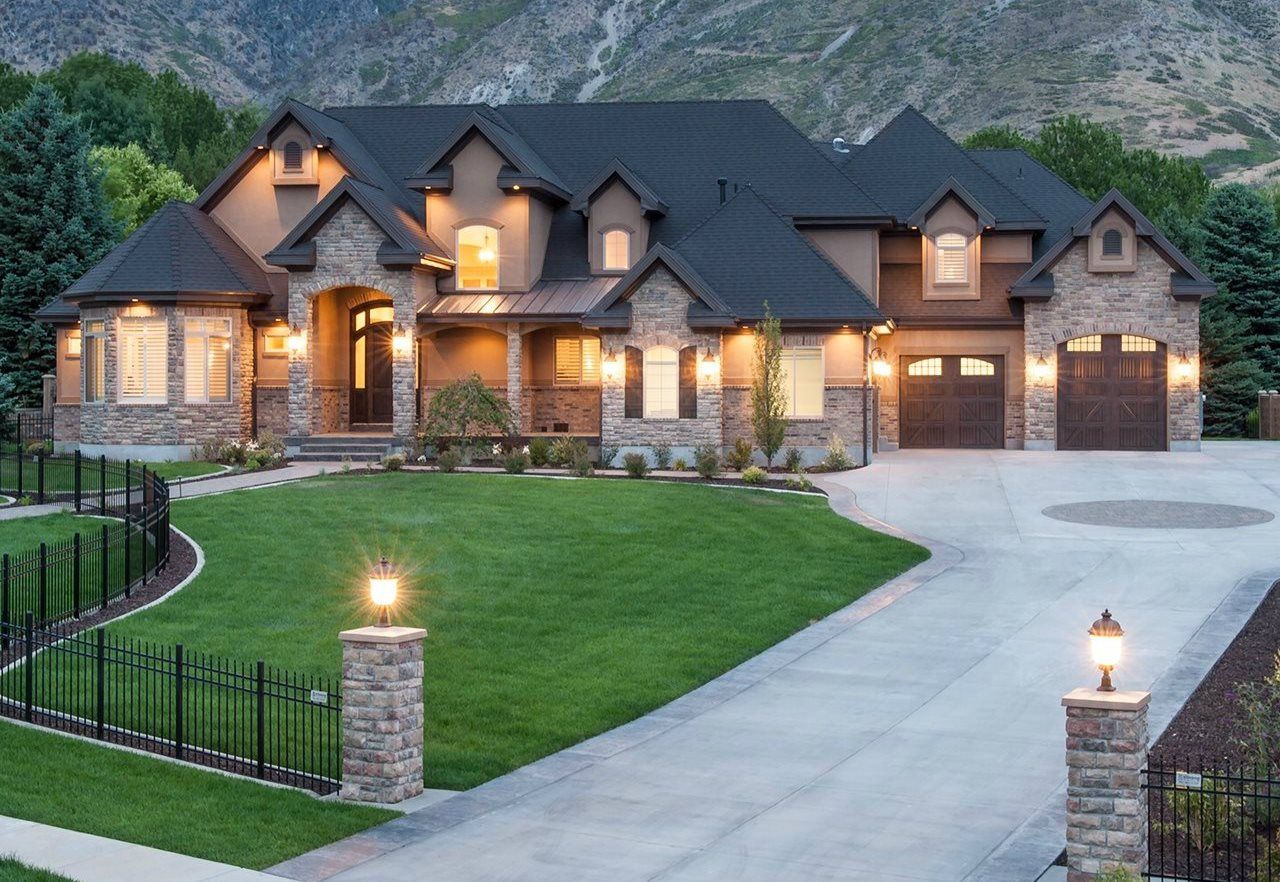 Luxury HomesCondos Rentals Hotels 605