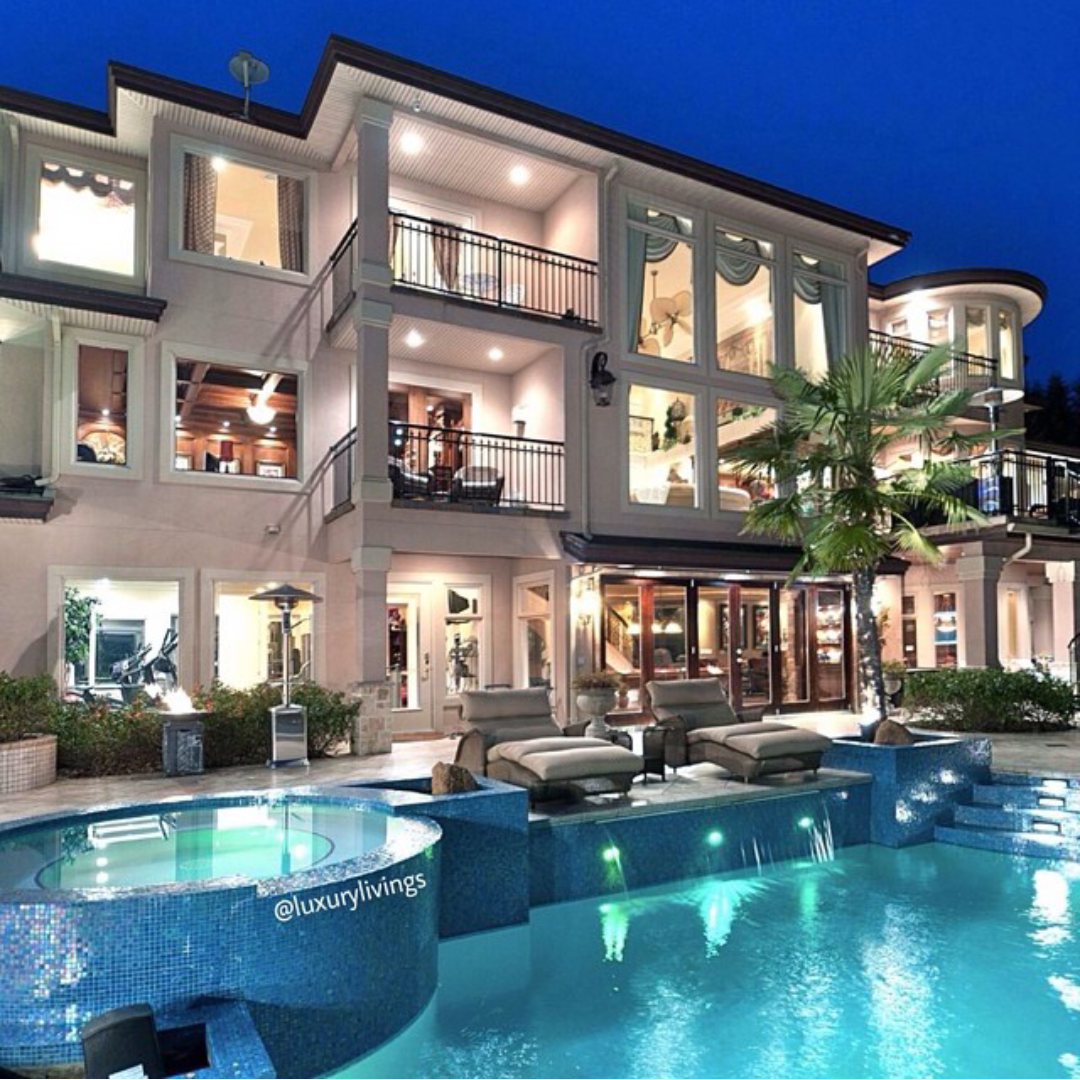 Luxury HomesCondos Rentals Hotels 633