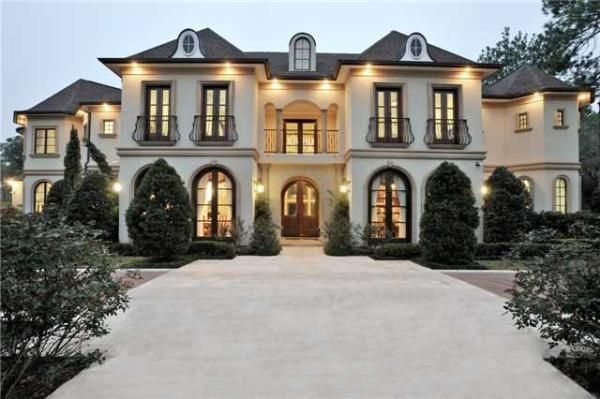 Luxury HomesCondos Rentals Hotels 677