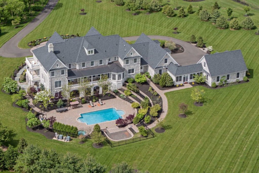 Luxury HomesCondos Rentals Hotels 698