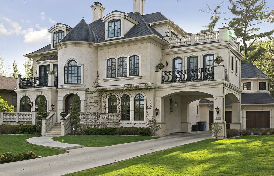 Luxury HomesCondos Rentals Hotels 709