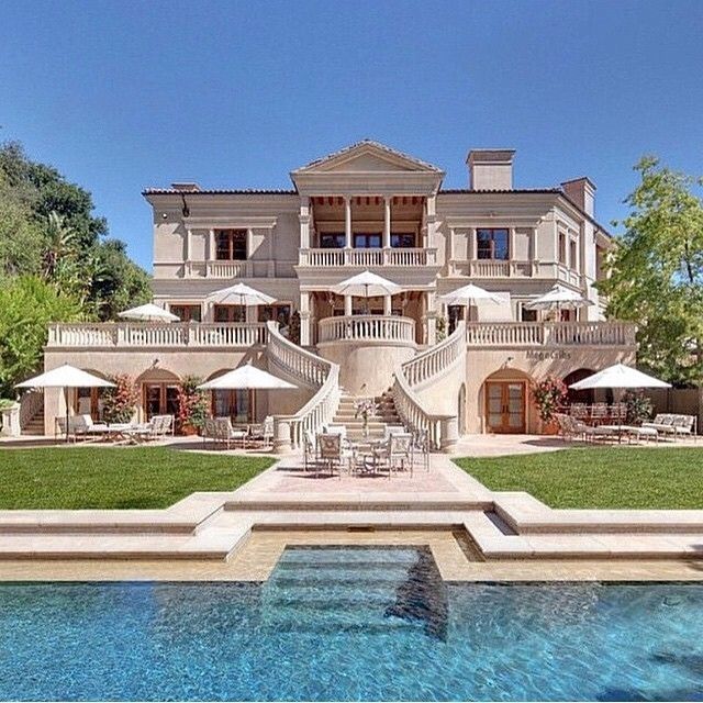 Luxury HomesCondos Rentals Hotels 712