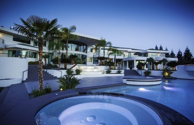 Luxury HomesCondos Rentals Hotels 723