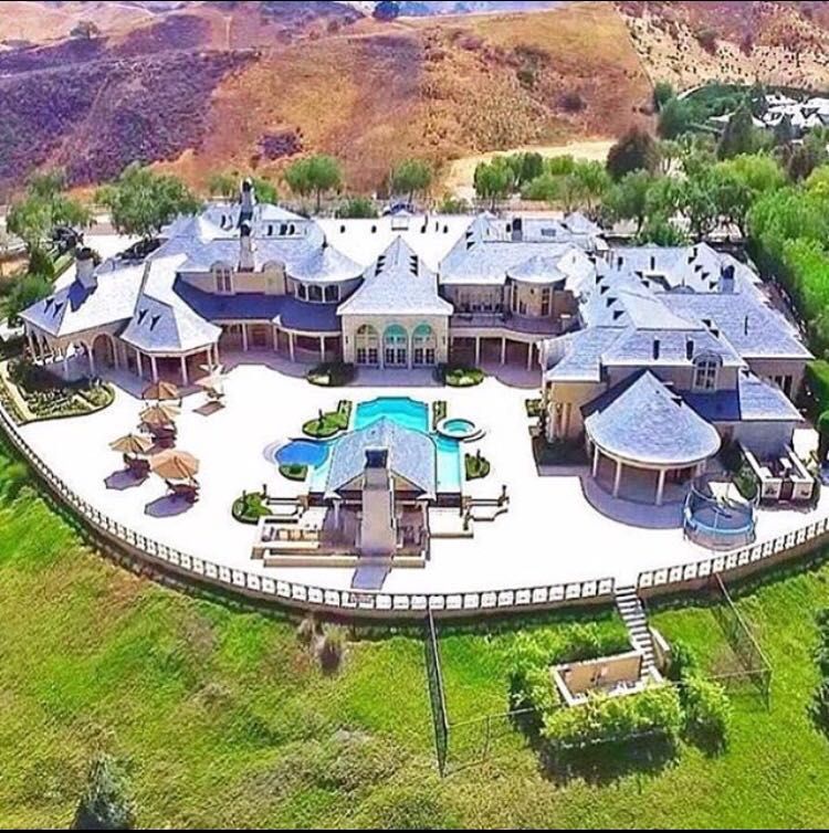 Luxury HomesCondos Rentals Hotels 745