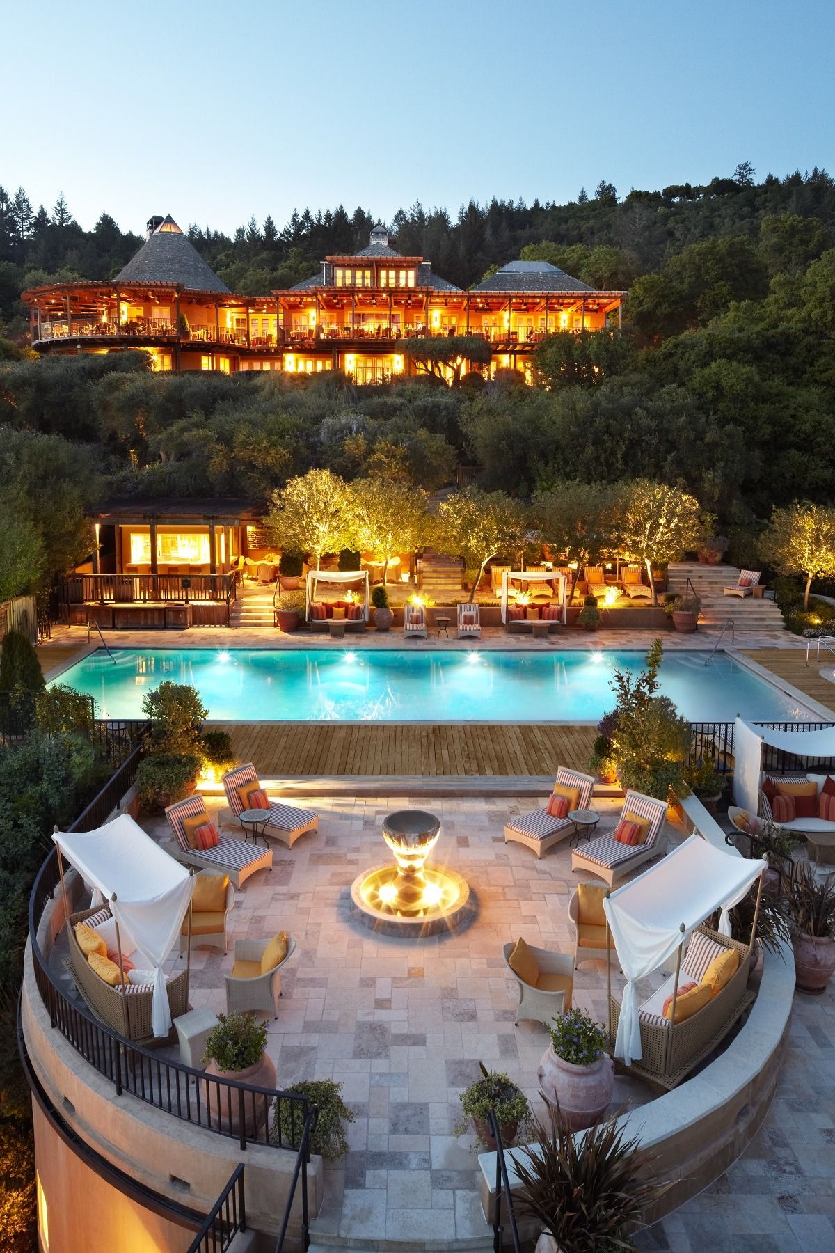 Luxury HomesCondos Rentals Hotels 746