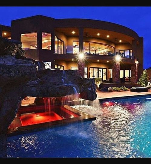 Luxury HomesCondos Rentals Hotels 756